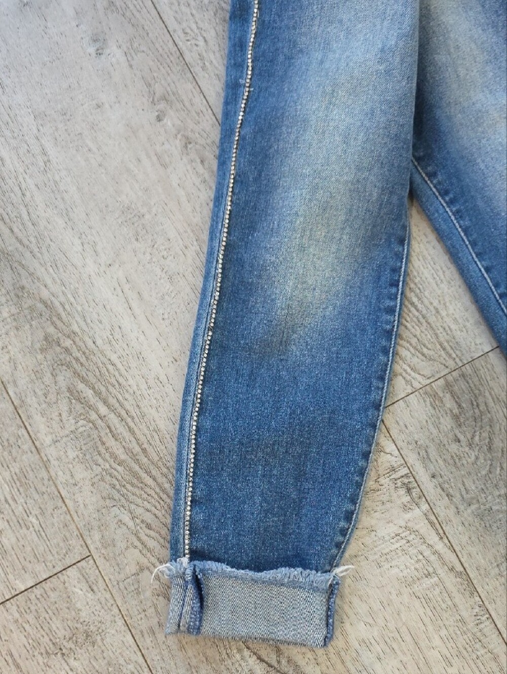 True Religion Women's Medium Blue Boyfriend Jeans with Side Embellishment - Picture 9 of 12